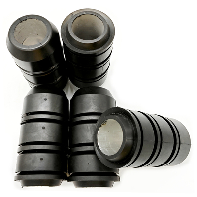 Shanghai Qinuo Industry 2-7/8" Steel Core Oilfield Swab Cups voor zware wandbuizen